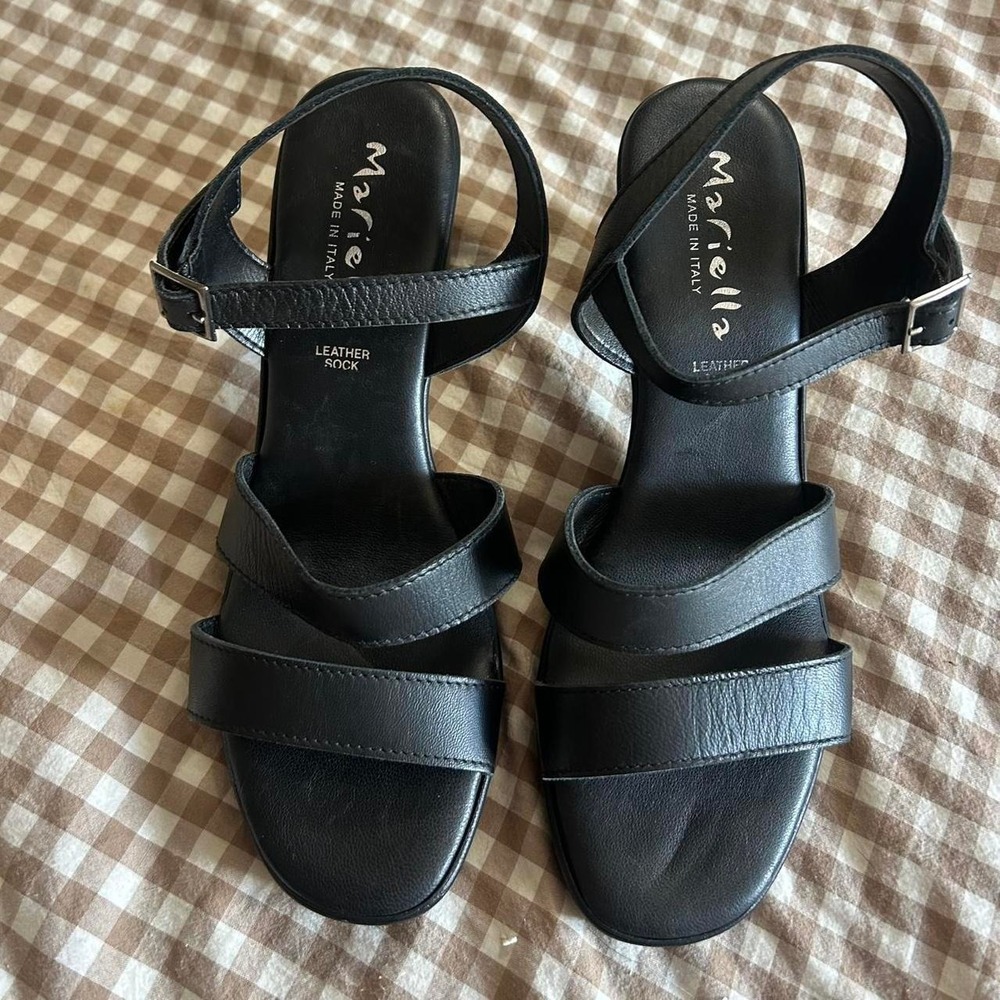Black leather sandals